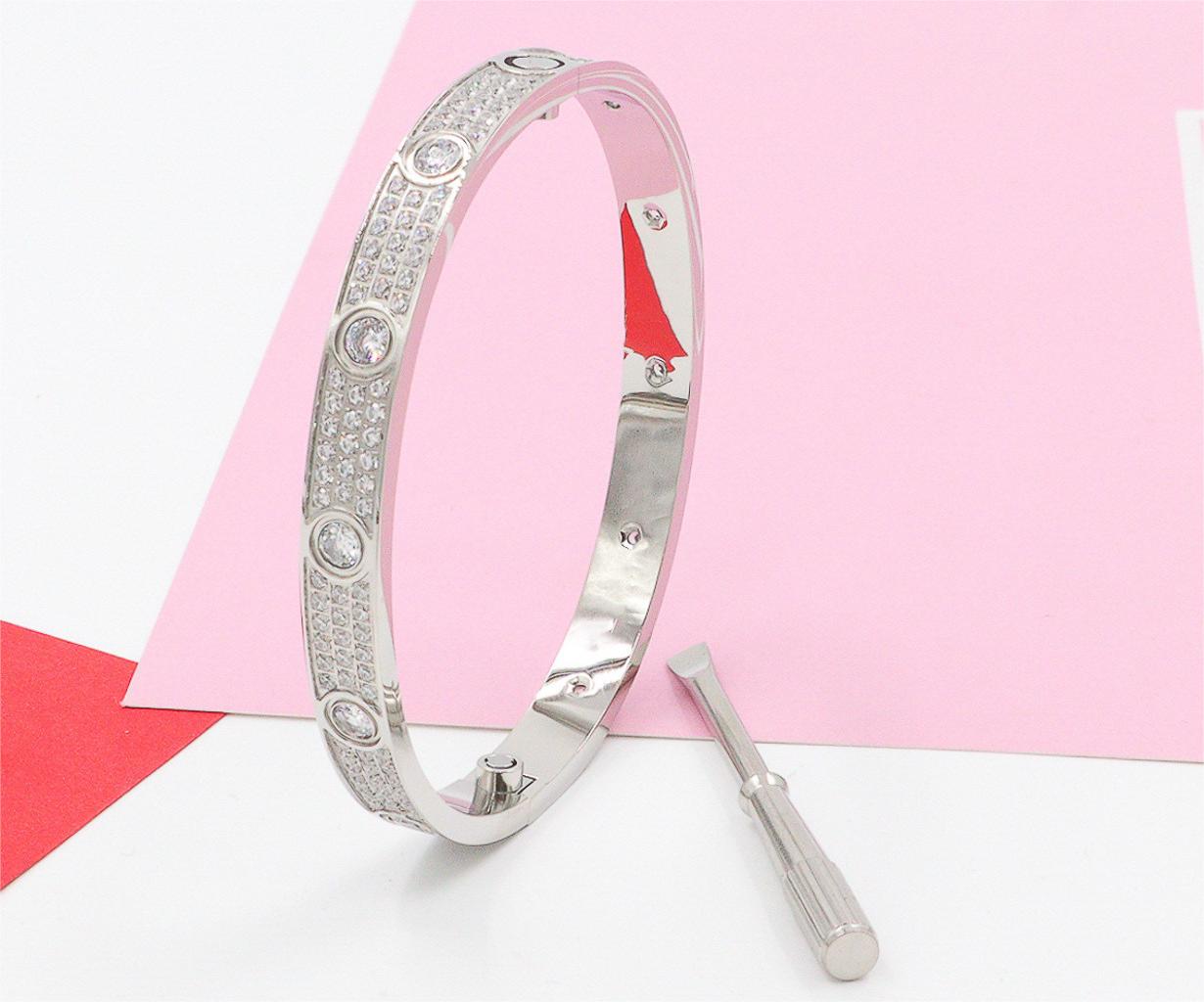 Nanajewelry Love Bracelet CTB058-60 - Nanajewelry